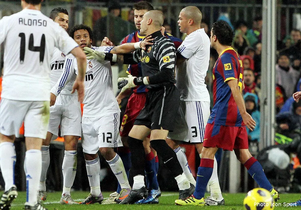 valdes met le feu a real barca 69817 17763