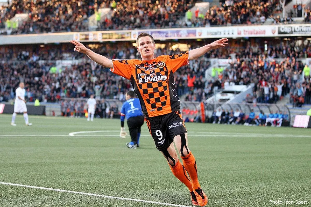 valence laisse la voie libre au psg sur gameiro iconsport oue 290511 02 0320518