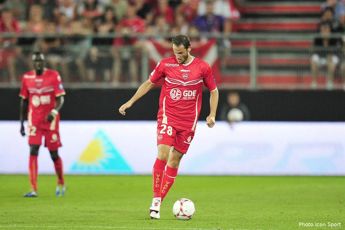 valenciennes ne veut pas se prendre pour quelqu un d autre iconsport noe 180812 08 00238990