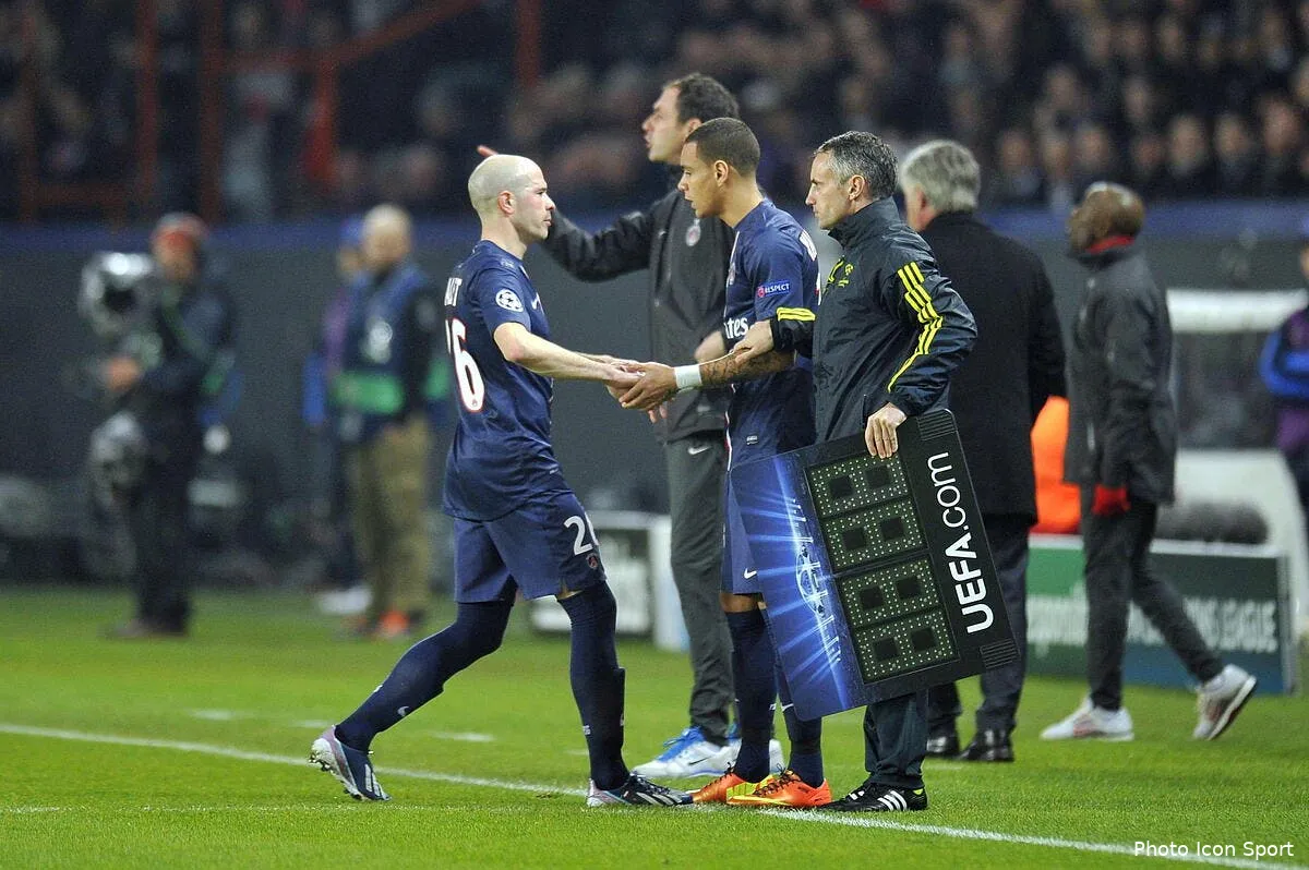 van der wiel l ennemi numero 1 de jallet au psg iconsport noe 060313 05 0751673