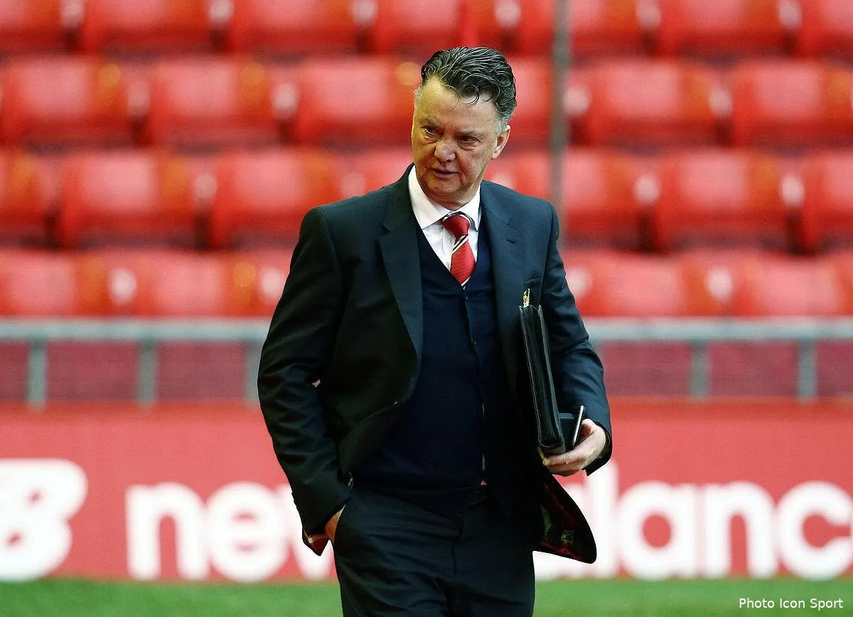 van gaal n en peut deja plus de la presse anglaise iconsport bpi 170116 01 02131321