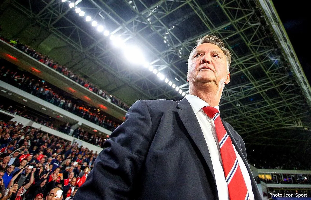 van gaal pourrait partir sans attendre d etre vire par man utd iconsport bpi 150915 10 11129009