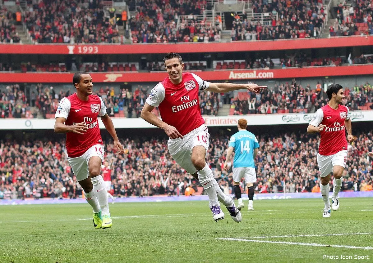 van persie l homme fort qui fait trembler mandanda iconsport spi 151011 33 7826136