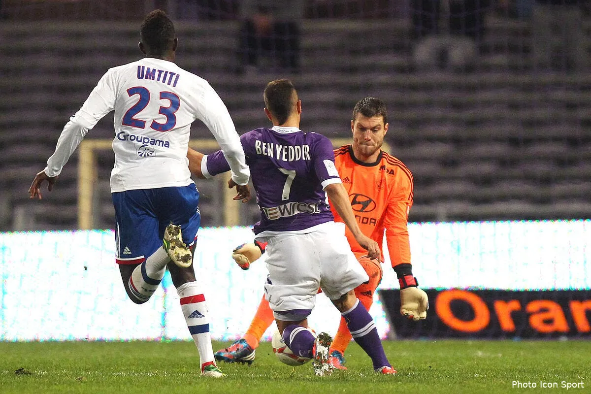 vercoutre discute le 1er but du tfc mais avoue que l ol a craque iconsport blo 251112 33 0244003