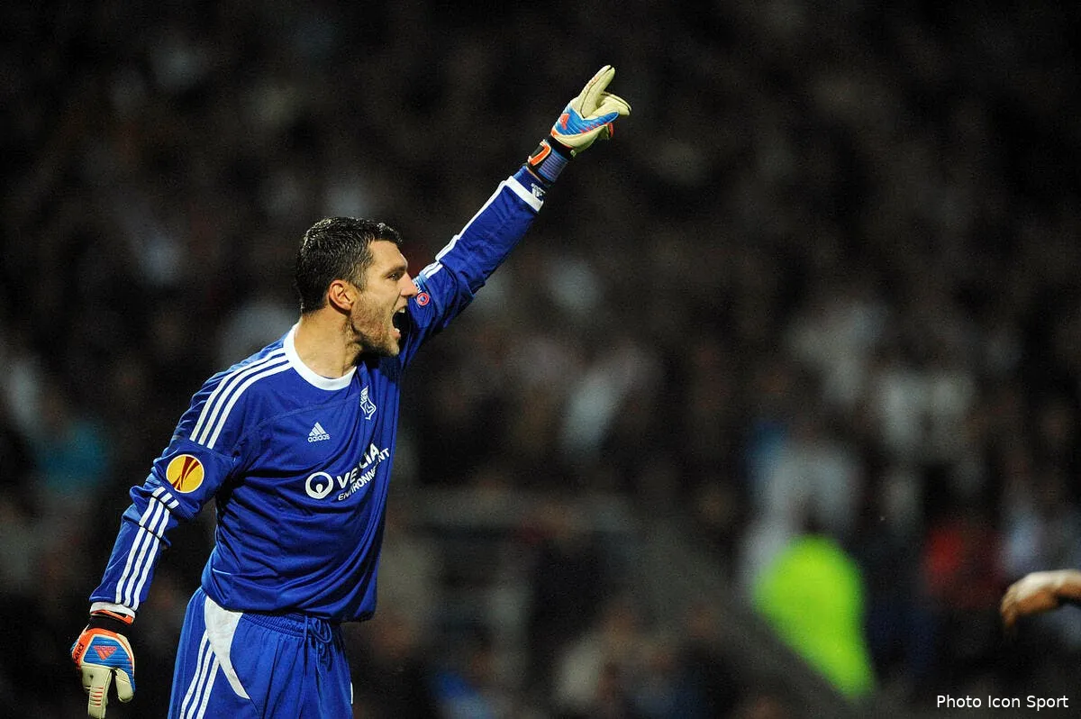 vercoutre s est mis a parler le serbe et le croate pour le bien de l ol iconsport jpt 251012 74 9642809