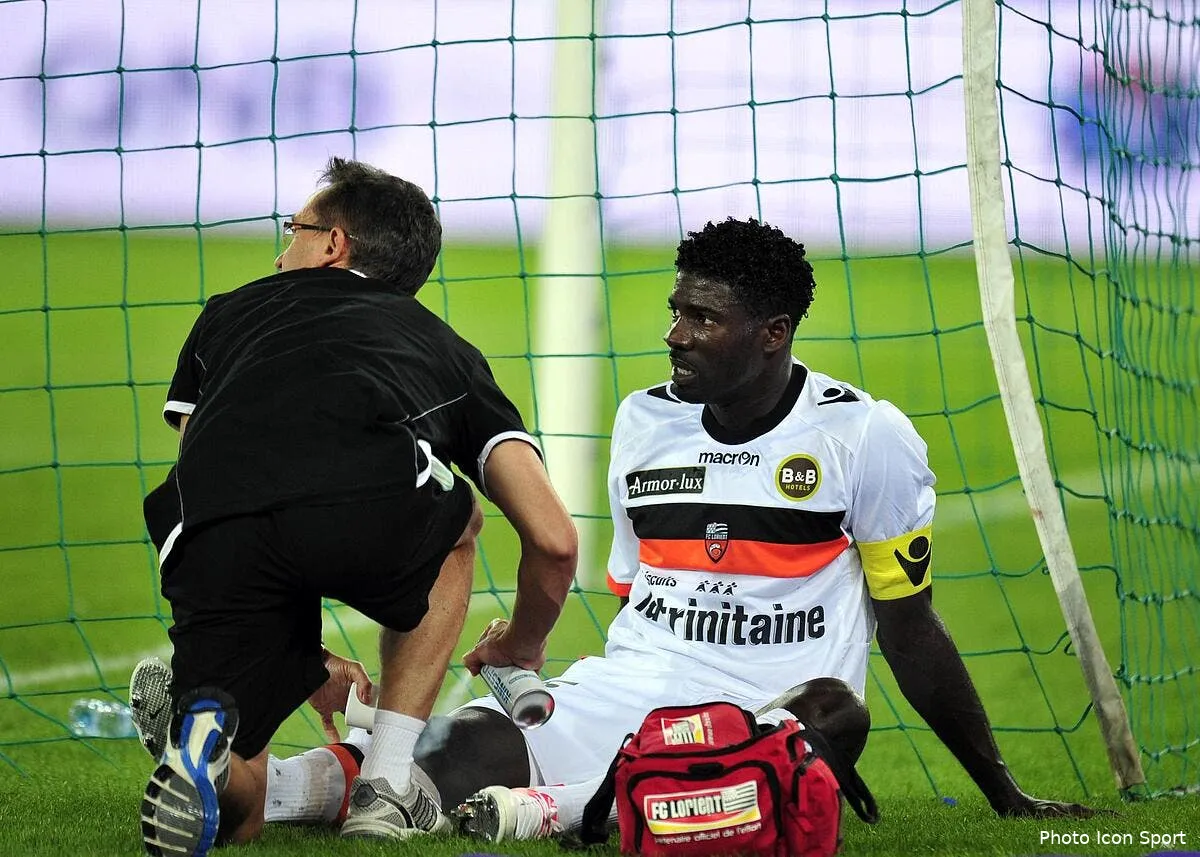 victime d un choc avec ibrahimovic ecuela manga out six mois iconsport noe 110812 64 7538541