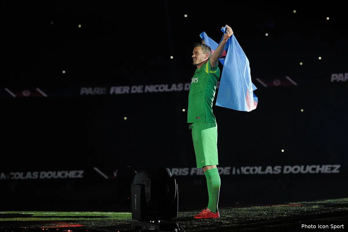 victime de la guerre des goals au psg douchez aurait trouve la sortie iconsport fer 230515 54 65117909