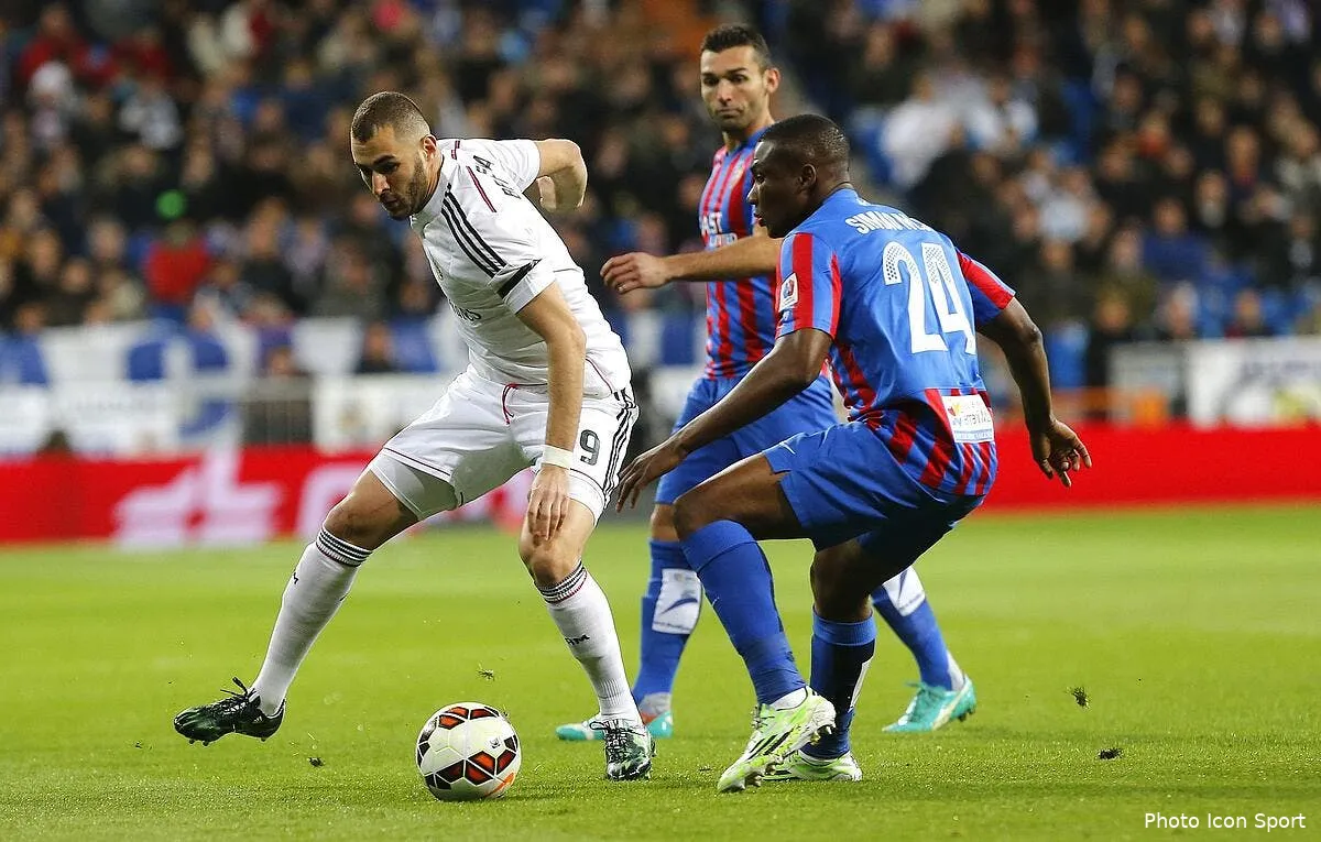 video benzema a failli marquer le but de l annee iconsport mar 150315 05 04106703