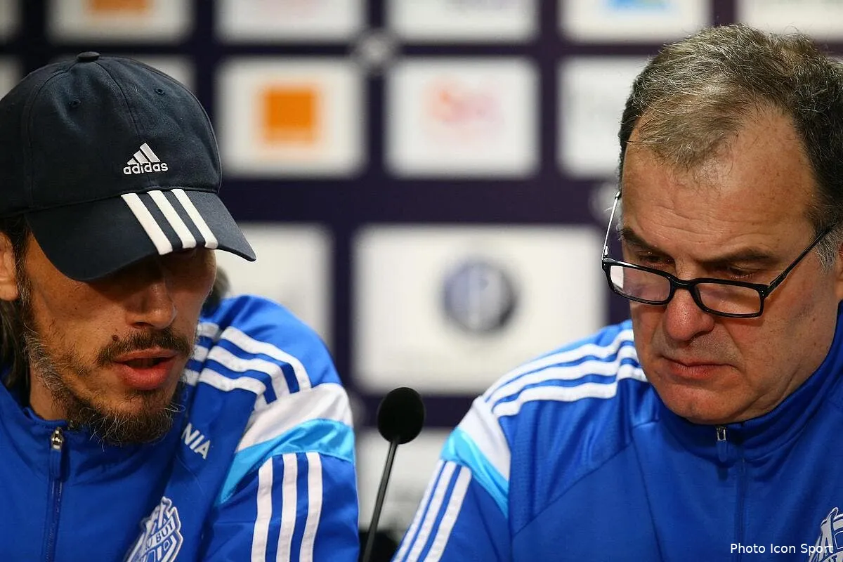 video bielsa a trouve plus loco que lui son traducteur iconsport blo 030315 51 47111861