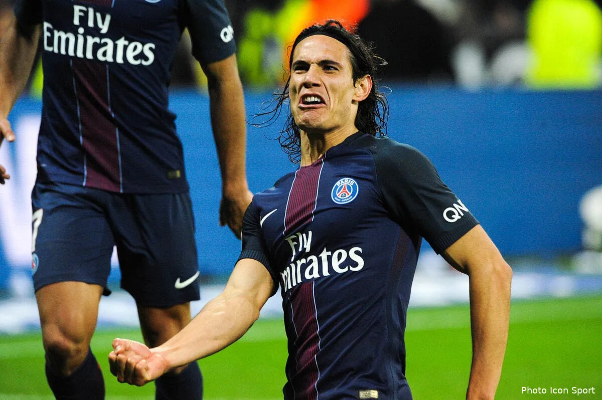 video l inspiration geniale qui permet a cavani d egaliser pour le psg iconsport jpt 271116 04 05163348
