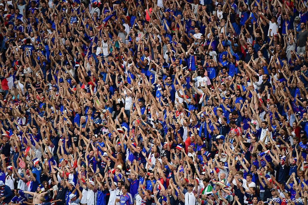 video la belle image d un fan francais console par les portugais iconsport win 100716 01 7386148658