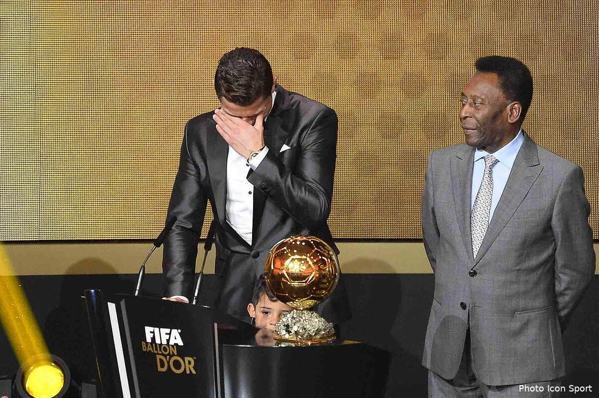video la pub qui met un vent a cristiano ronaldo et pele iconsport por 130114 05 0779551