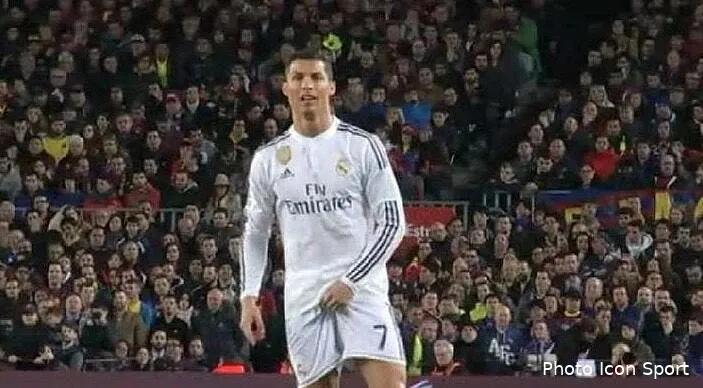 video le geste obscene de cristiano ronaldo face au barca cr7107533