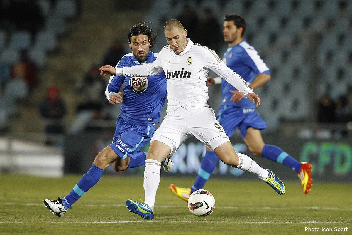 video le petit bijou de benzema avec le real iconsport lof 040212 01 2431069