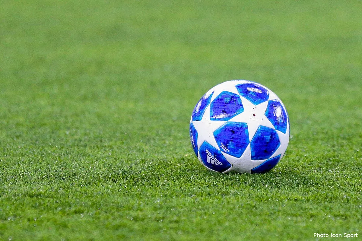 video le pire but de l annee nous avons une gagnante iconsport icon fid 271118 08 191239831