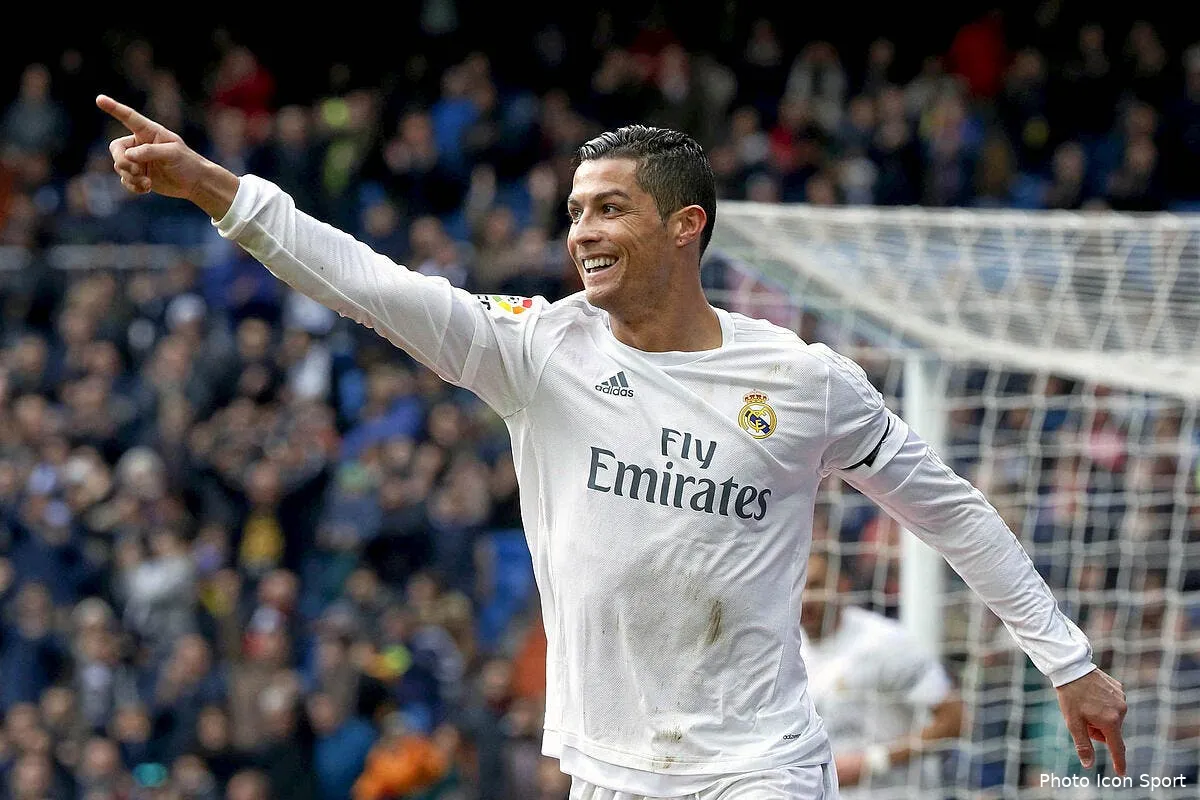 video le quadruple signe cr7 avec le real madrid iconsport mar 170116 01 03135760