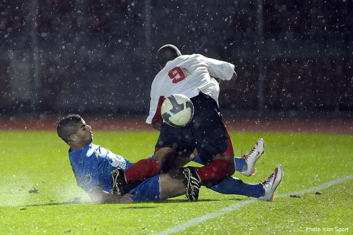 video marquer un but peut couter tres cher iconsport por 240910 001 0119707