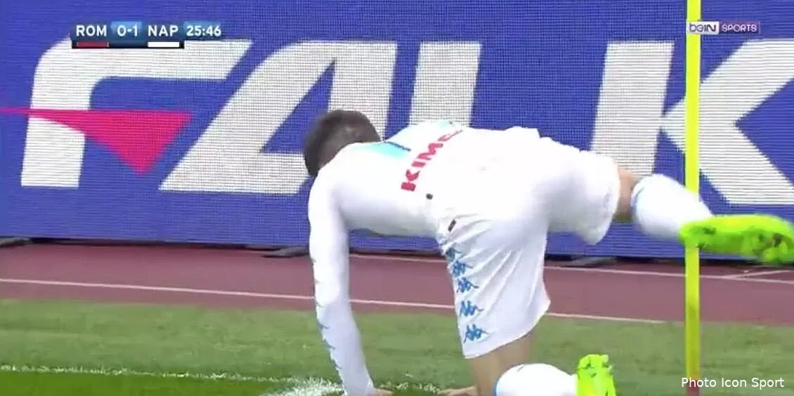 video mertens marque contre la roma sa celebration surprend mertens172652