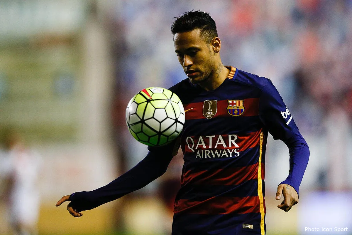 video neymar slalome pour eviter quelques belles fautes iconsport sfp 030316 17 18136468