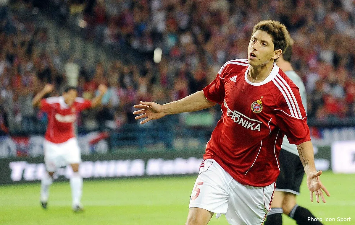 video qualifie deux minutes apres la fin du match iconsport nwp 030811 05 0128639