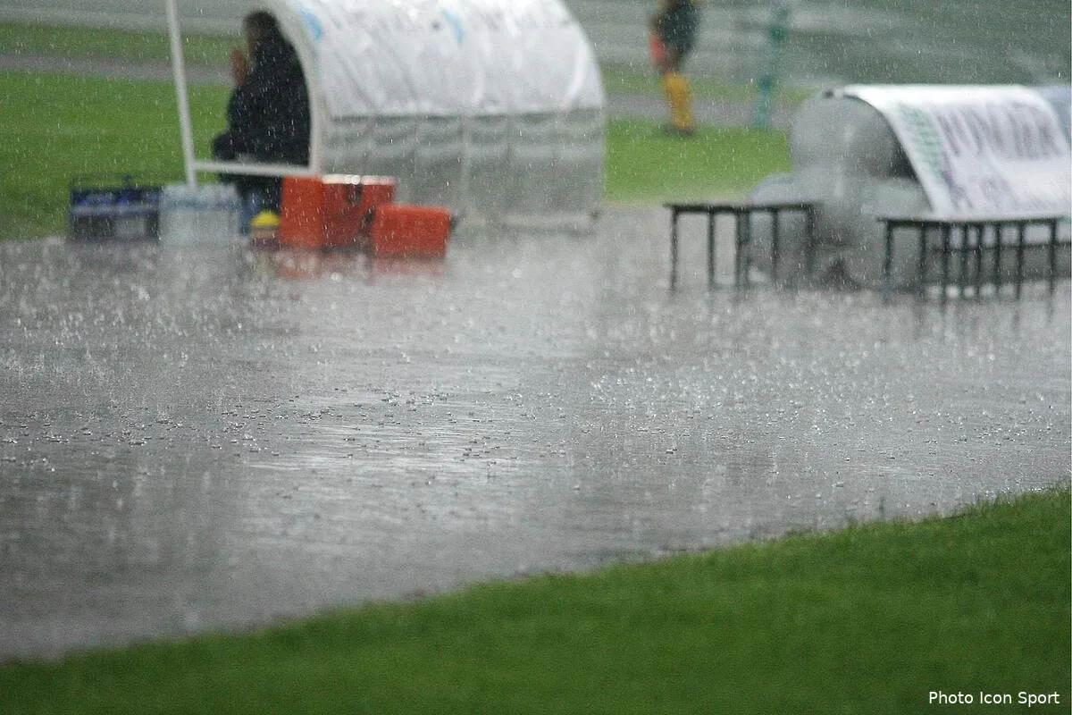 video rien n arrete le football au chili iconsport bou170508 01 0232962