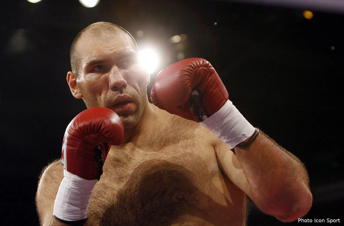 video valuev pourrait mettre les gants en premier league iconsport apr 290907 07 0420768