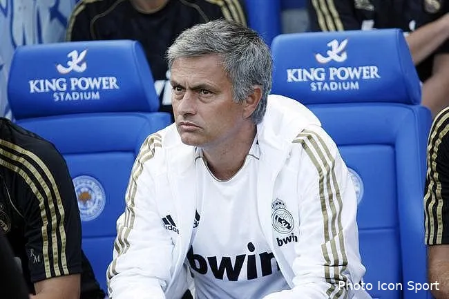 videp mourinho s attaque physiquement a l adjoint de guardiola mourinho annonce la fin du mercato au real iconsport spi 300711 06 10 2329723465