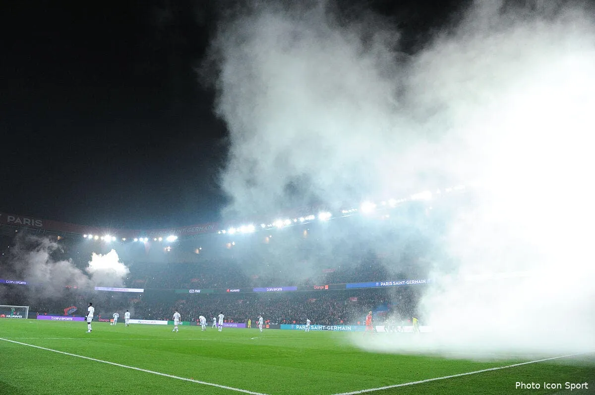 vincent duluc allume le public du parc des princes iconsport nlg 131215 17 150130555