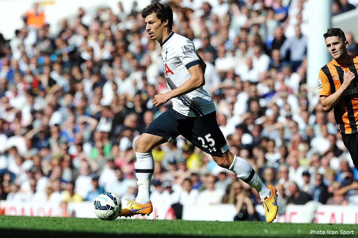 watford abandonne le psg a le champ libre pour stambouli stambouli 7116055