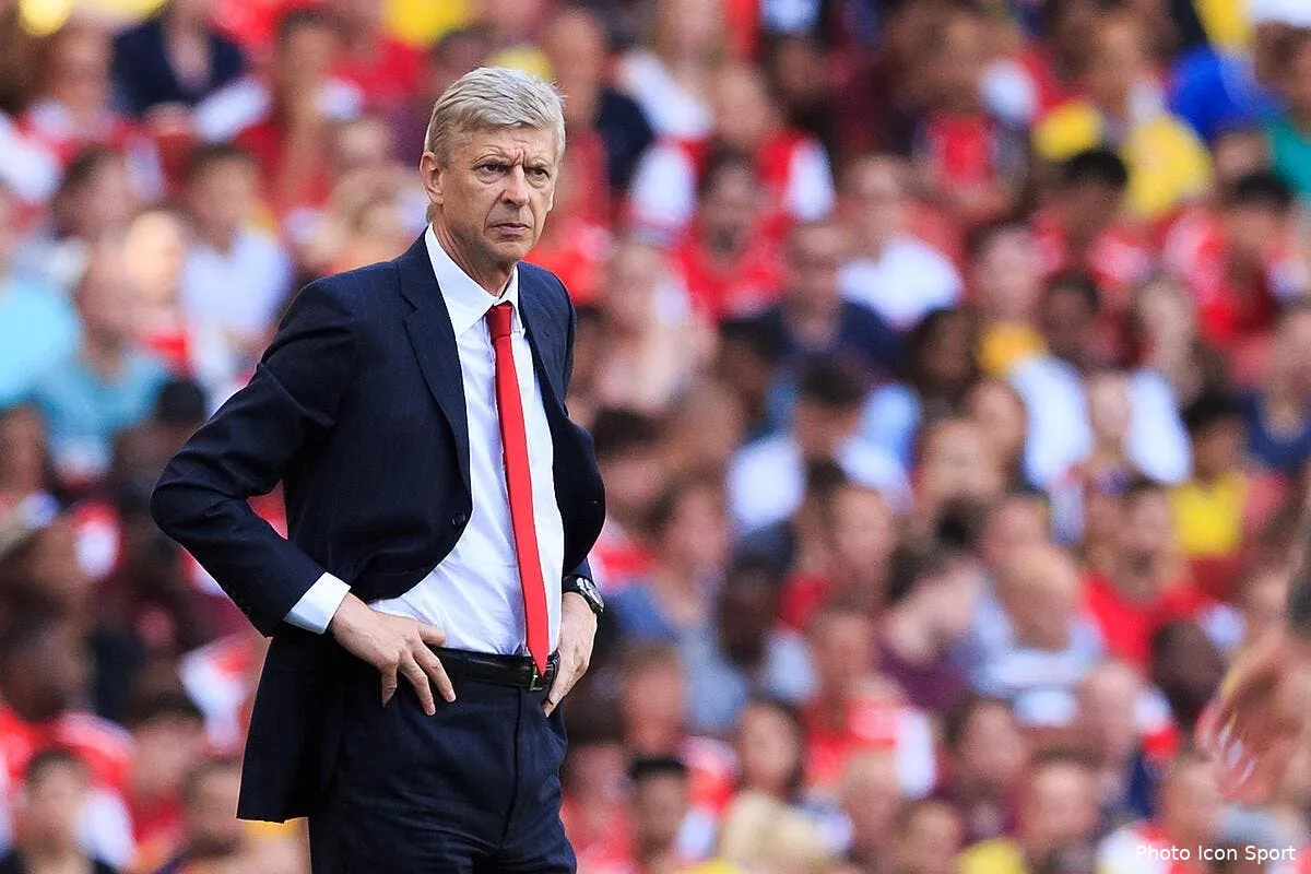 wenger a envoye giroud chez le specialiste iconsport bpi 030814 21 0390559