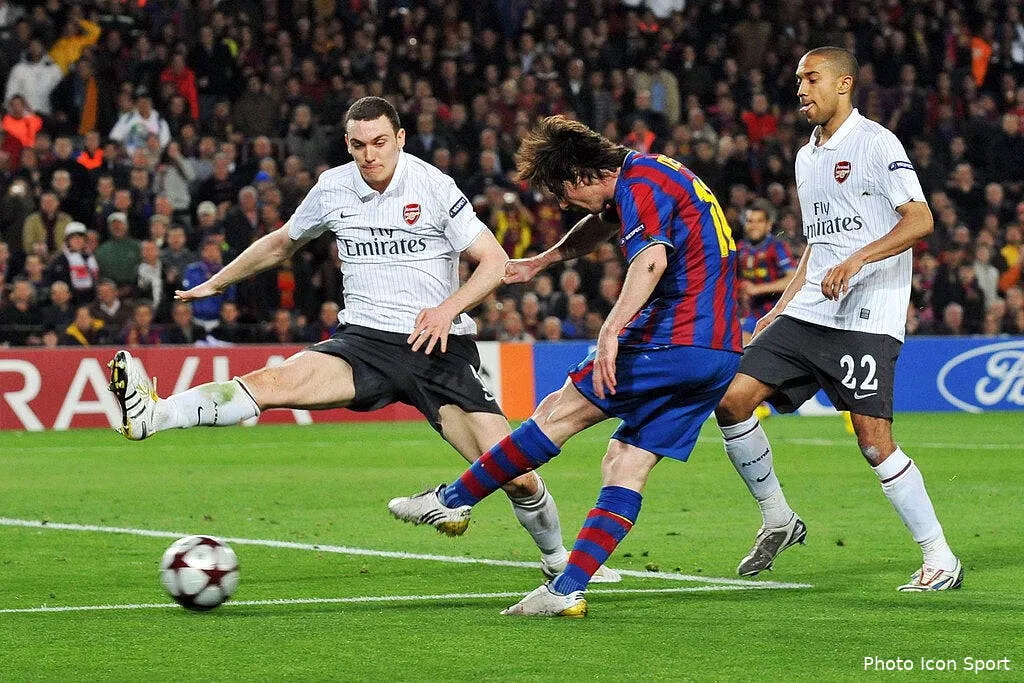 wenger le barca reste le favori mais 67211 15529