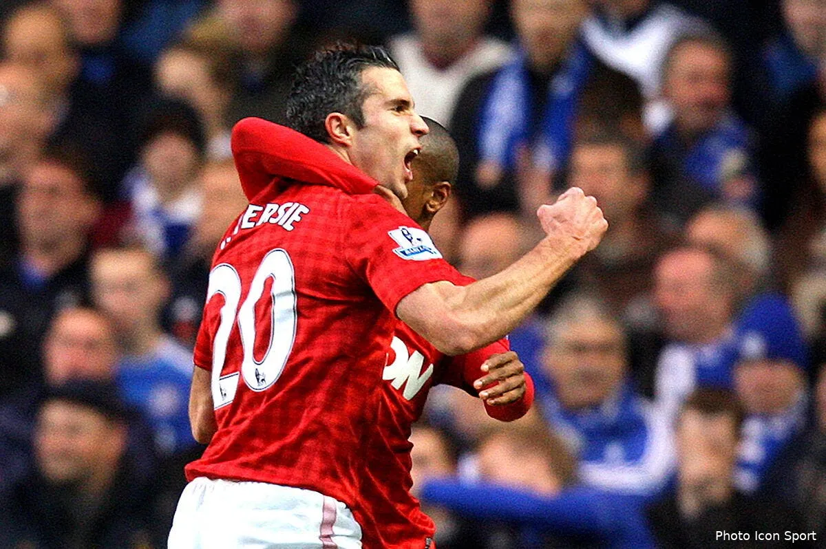 wenger ou ferguson van persie refuse de se mouiller iconsport cam 281012 10 1742009