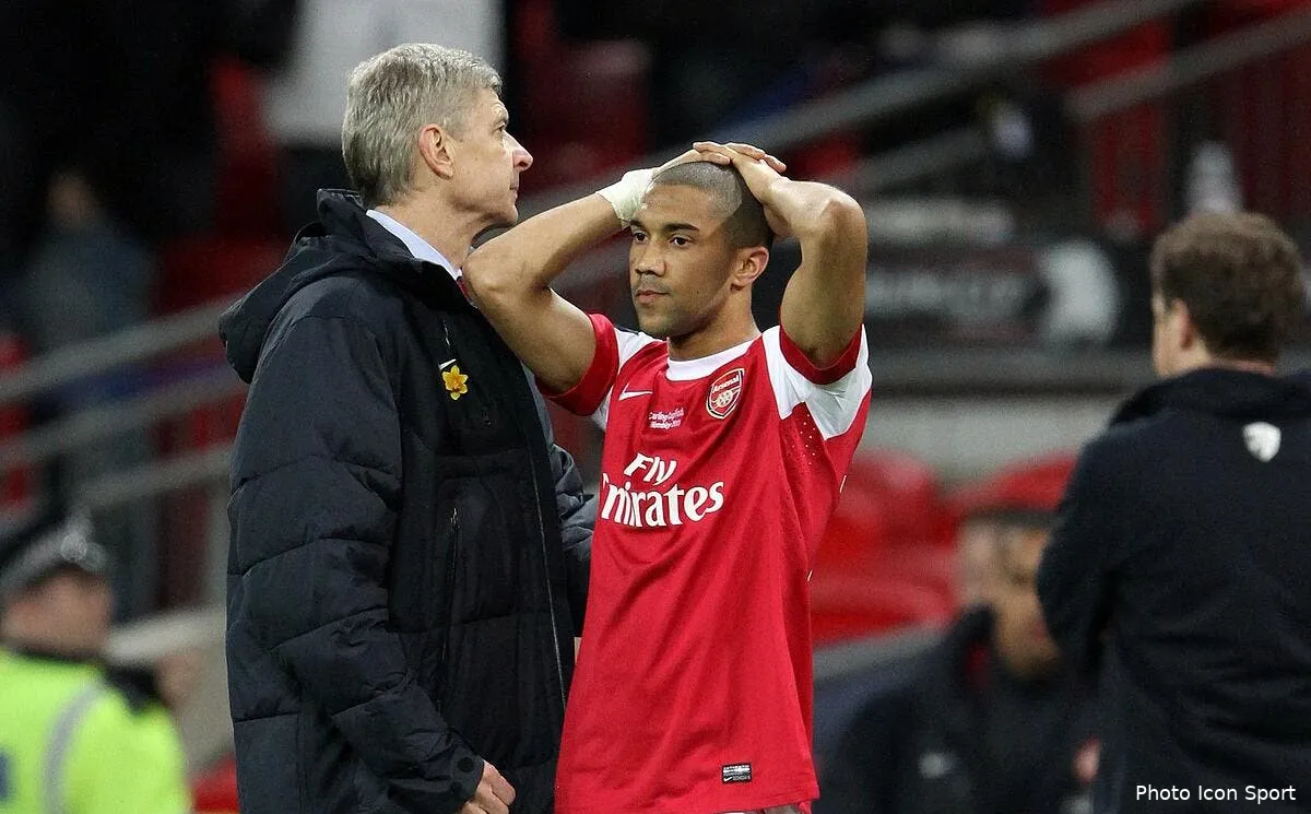 wenger souhaite conserver clichy a arsenal iconsport spi 270211 38 0321209