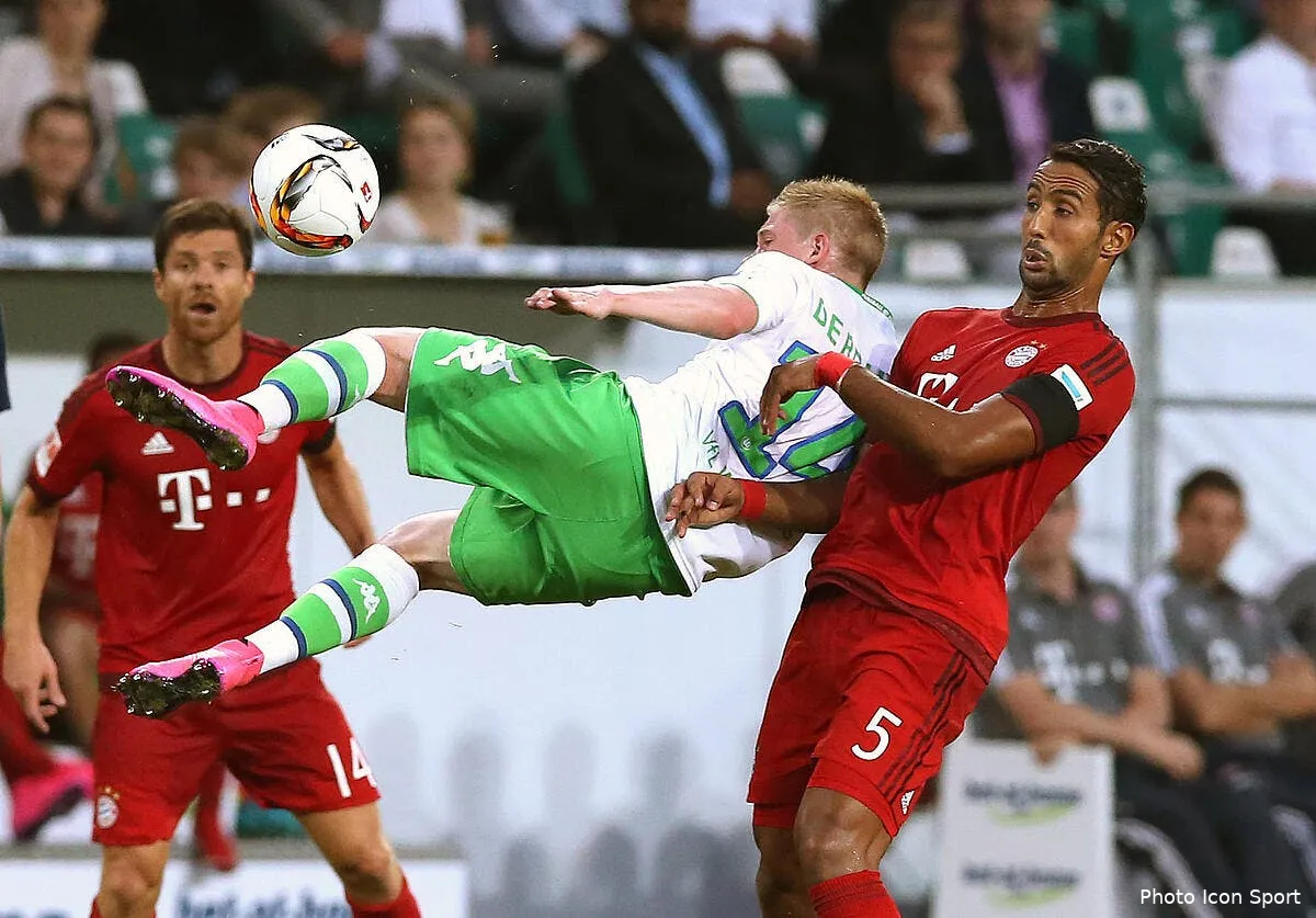 wolfsburg surprend le bayern en supercoupe d allemagne iconsport fir 010815 01 13117223