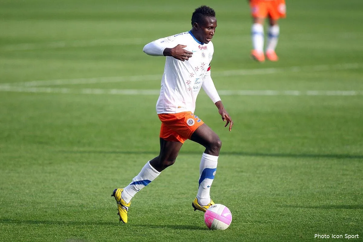 yanga mbiwa le milan ac entre officiellement dans la danse iconsport blo 270412 22 5037735