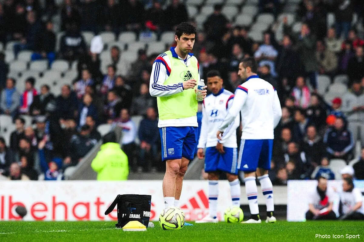 yoann gourcuff est embete d etre encore blesse avec l ol iconsport jpt 210315 08 21108457