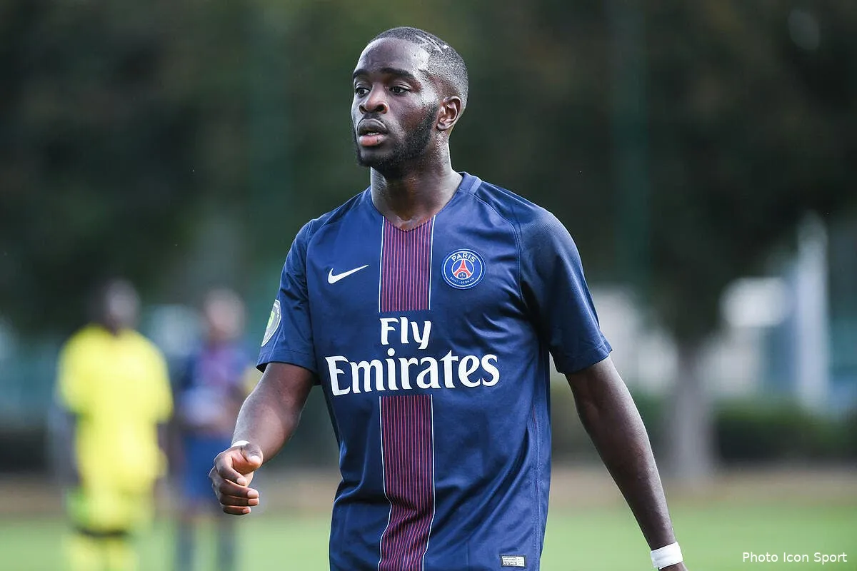 youth league le psg s impose et se qualifie pour les 8es de finale iconsport dib 100916 10 09163324