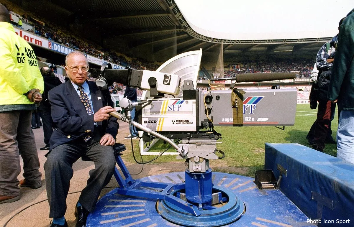 zidane confie sa peine apres la mort de thierry roland iconsport rol 1606 0000 1236296