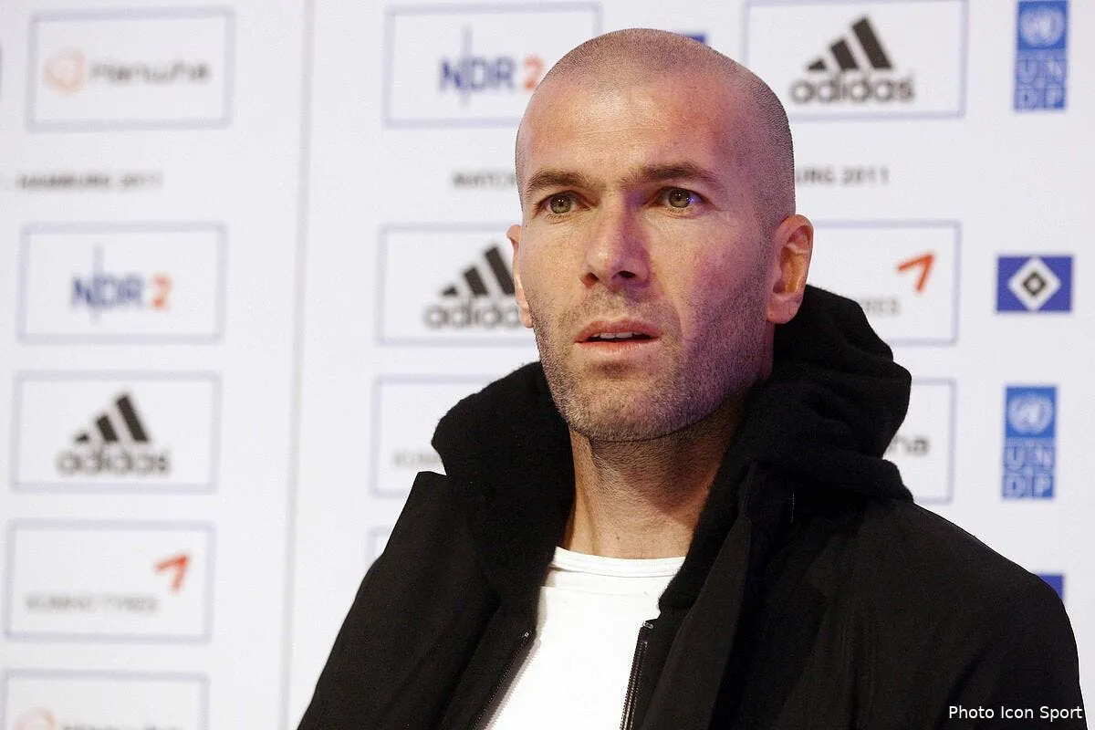 zidane croit dans les bleus mais relativise un peu la victoire en italie iconsport apr 131211 33 0443205