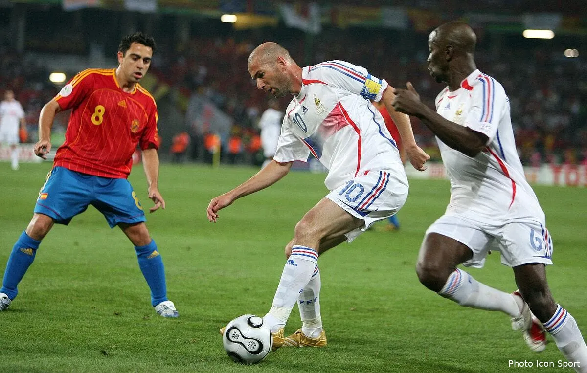 zidane donne des tuyaux aux bleus pour battre l espagne iconsport cat 270606 87 0140949