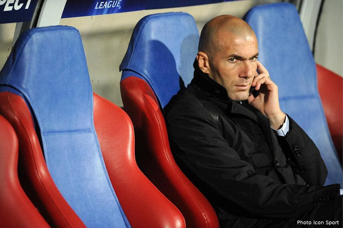 zidane l incroyable plan b de madrid si ancelotti reste au psg iconsport jpt 021111 06 8958813