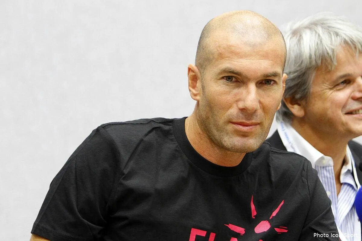 zidane place des billes dans un club de cfa iconsport blz 090912 01 1840915
