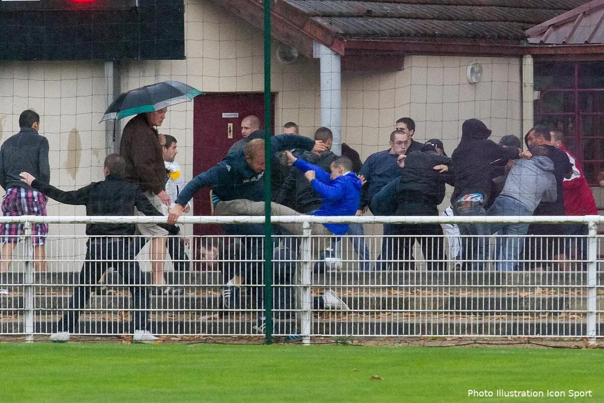 l ol ne se laissera pas salir par des pseudos supporters iconsport con 230711 33 0134062