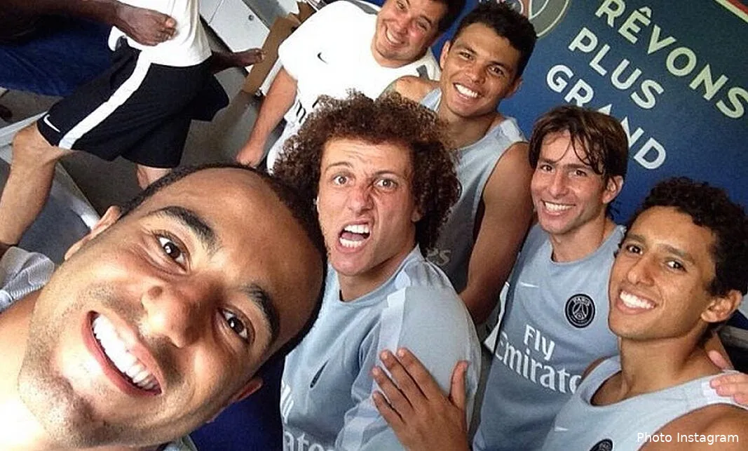 photo david luiz s eclate deja dans le vestiaire du psg thiago silva89113