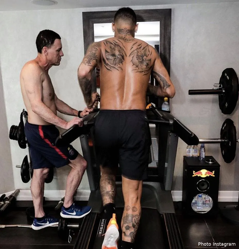 psg neymar est deja chaud pour la reprise neymar280909