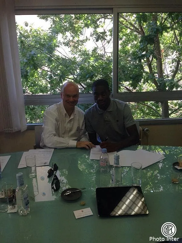 l inter officialise la signature de kondogbia ciduwhpwoaaepn 114261