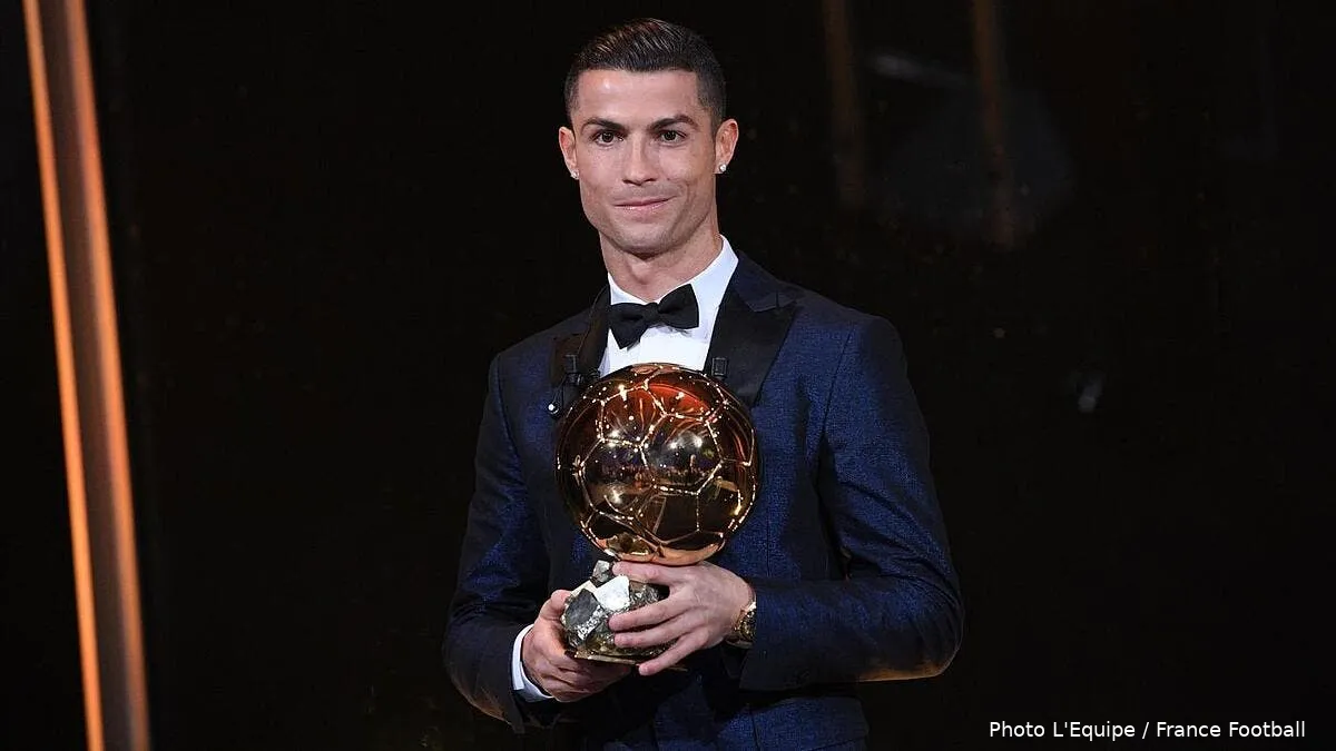 ballon d or 2017 incroyable merveilleux cristiano ronaldo est aux anges 2225173 46402290 2560 1440202469