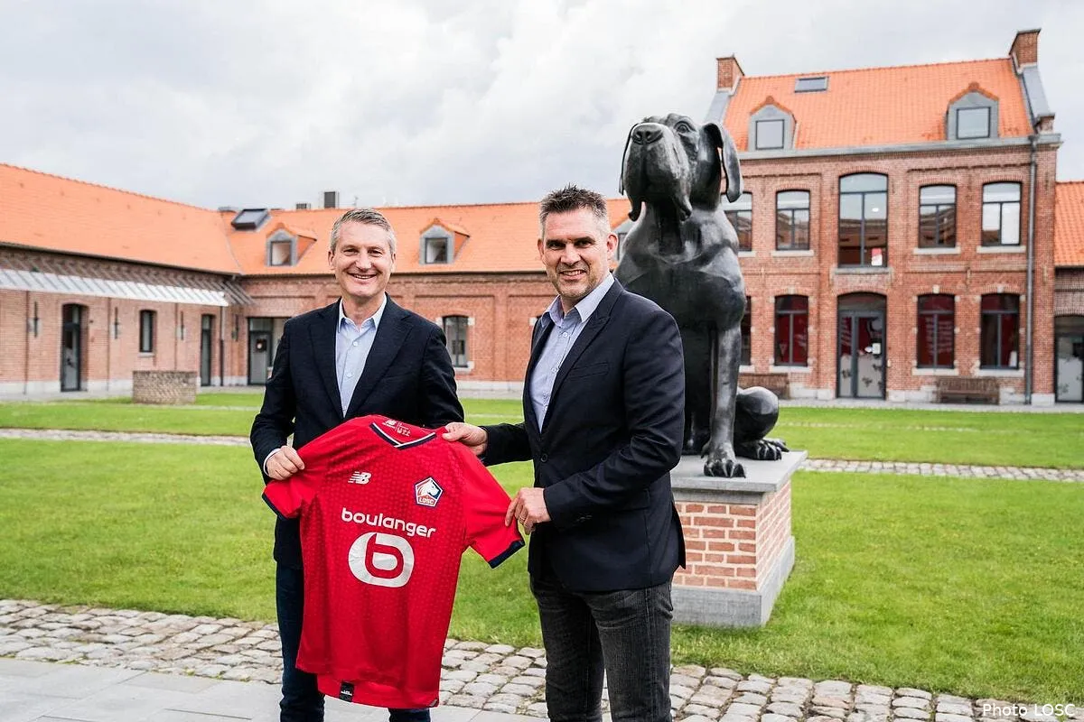 l1 lille officialise la nomination de gourvennec dsc02004 comp 0 318371