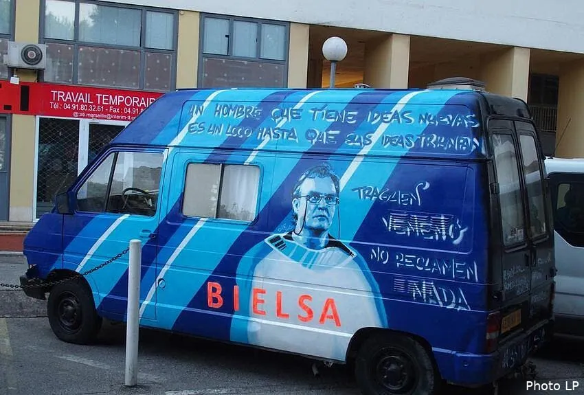 om marcelo bielsa il n en reste plus qu une epave a marseille bielsamobile213543