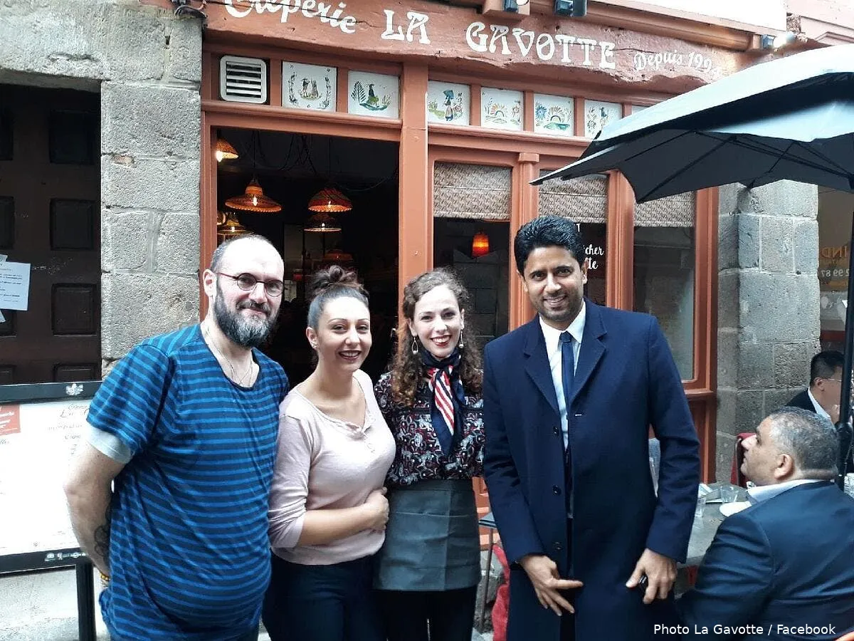 psg une creperie de rennes croit a une blague mais nasser debarque 42419107 1793972037319158 47653233379770368 o231379